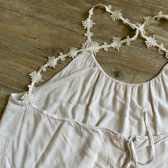 Loose Tank with Floral Straps - Picture 4 of 5